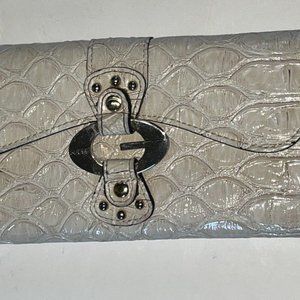 Guess Women's Tri-Fold Organizer/Checkbook Clutch Wallet w/G Logo
